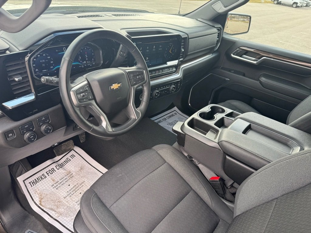2023 Chevrolet Silverado 1500 LT (2FL)