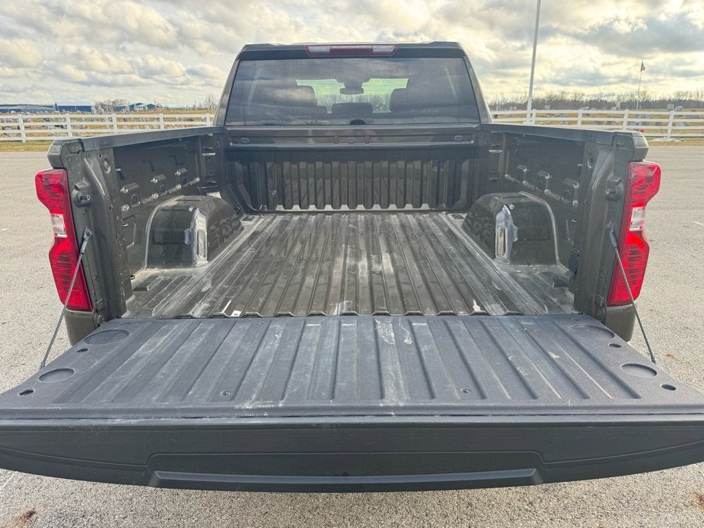 2023 Chevrolet Silverado 1500 LT (2FL)