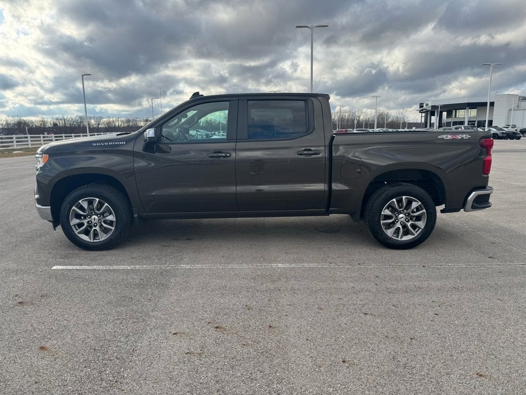 2023 Chevrolet Silverado 1500 LT (2FL)