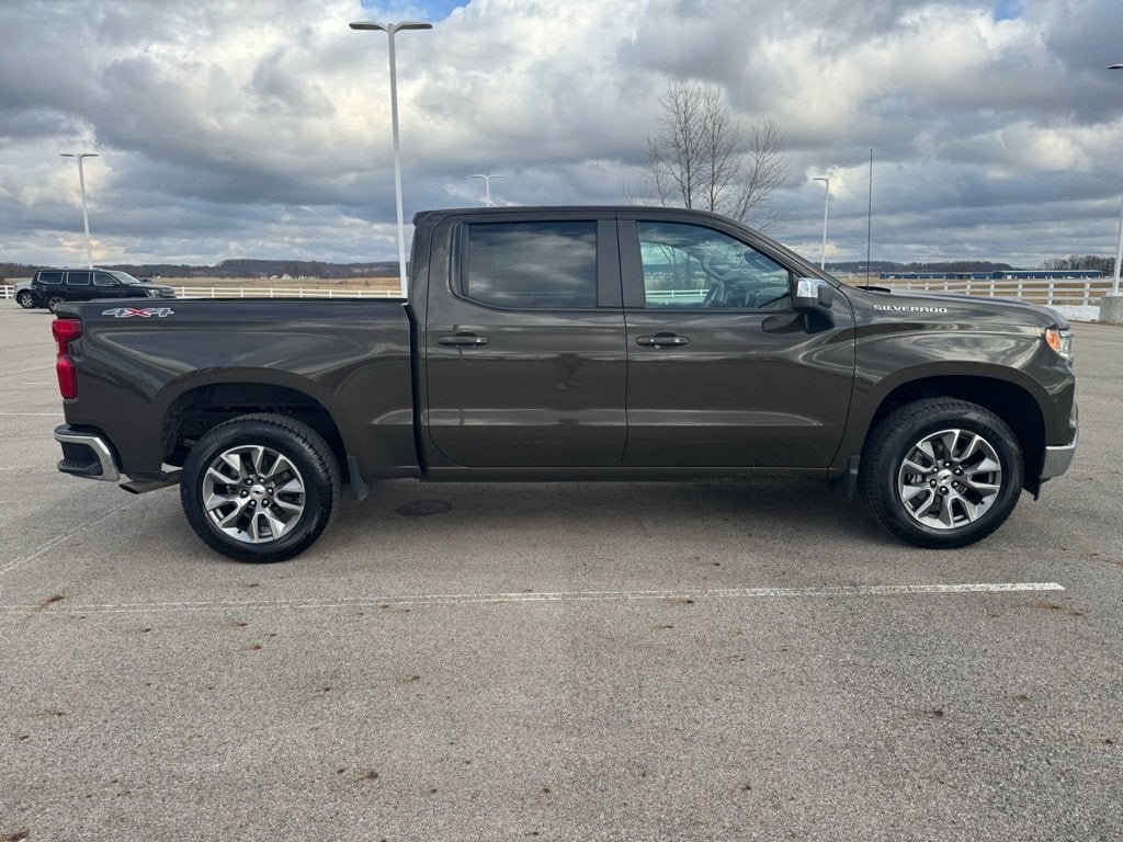 2023 Chevrolet Silverado 1500 LT (2FL)