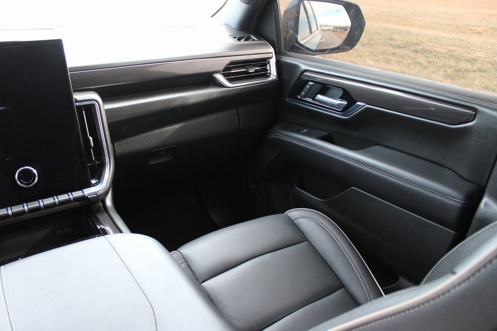 2025 GMC Yukon XL Elevation