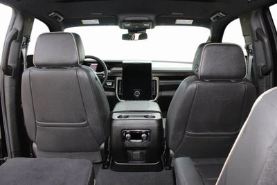 2025 GMC Yukon XL Elevation