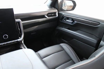 2025 GMC Yukon XL Elevation