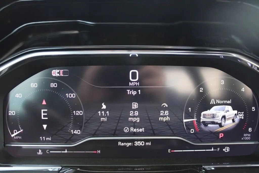 2025 GMC Sierra 1500 Elevation