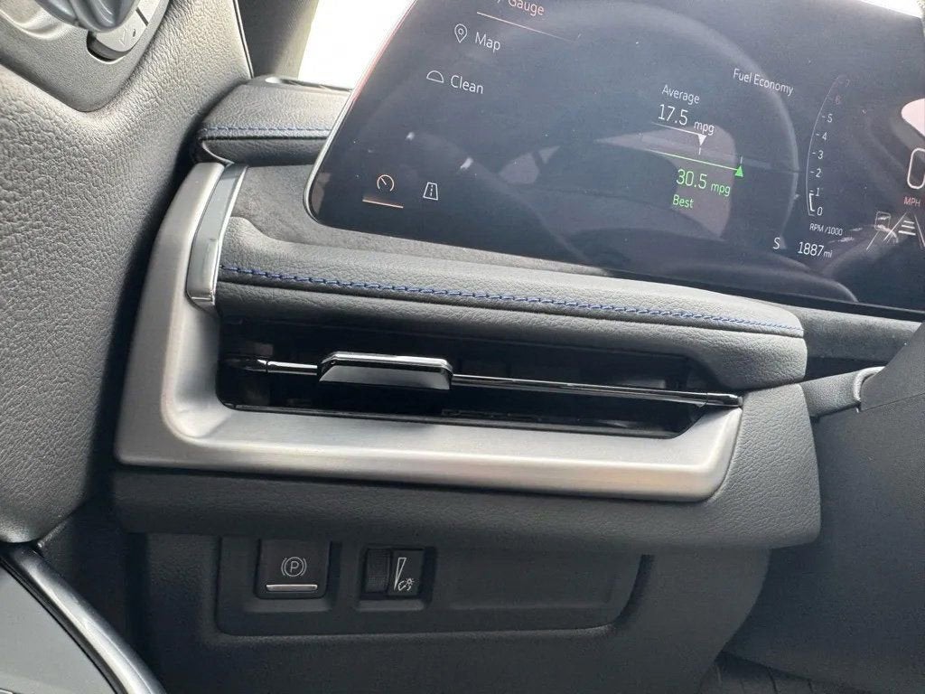 2025 Cadillac XT4 Sport