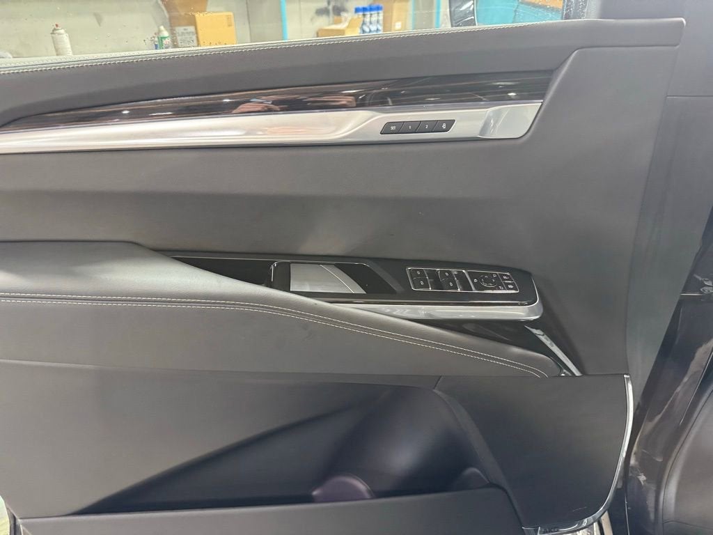 2025 Cadillac Escalade Premium Luxury