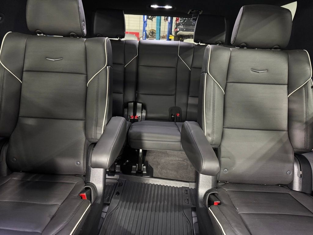 2025 Cadillac Escalade Premium Luxury