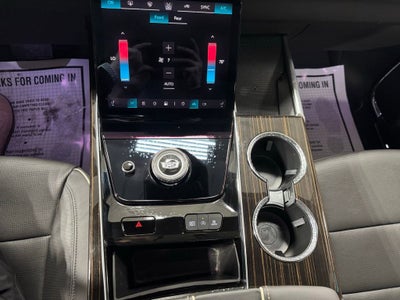 2025 Cadillac Escalade Premium Luxury