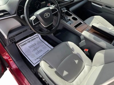 2022 Toyota Sienna XLE