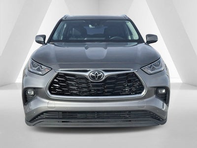 2025 Toyota Highlander LE