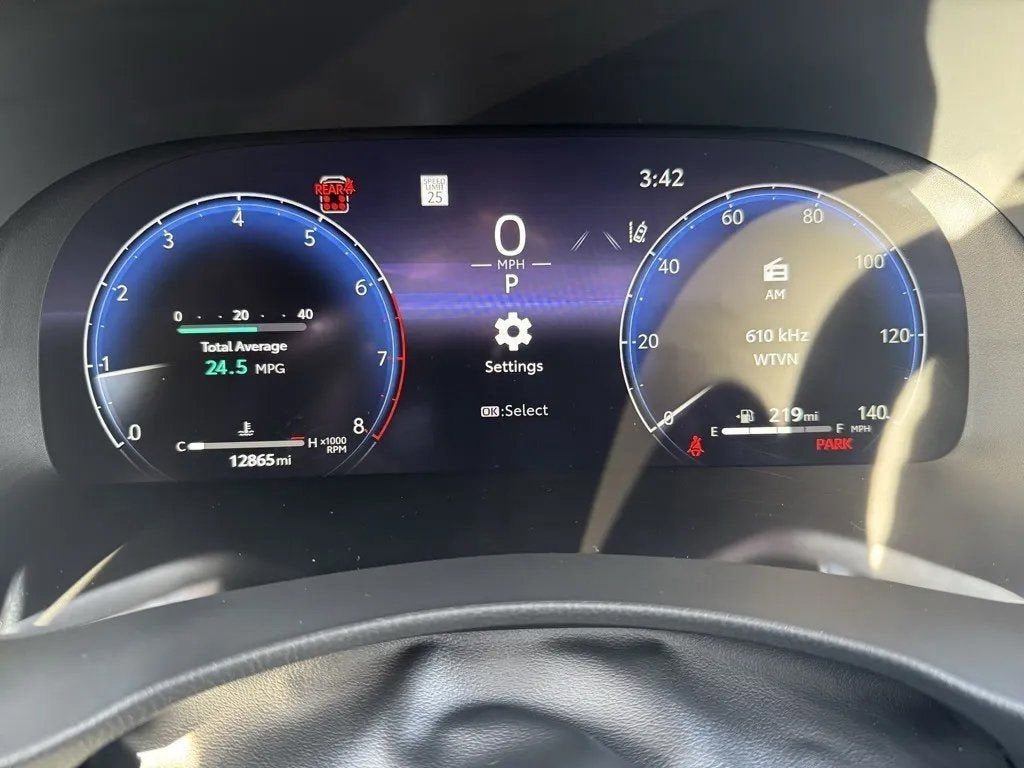 2025 Toyota Highlander LE