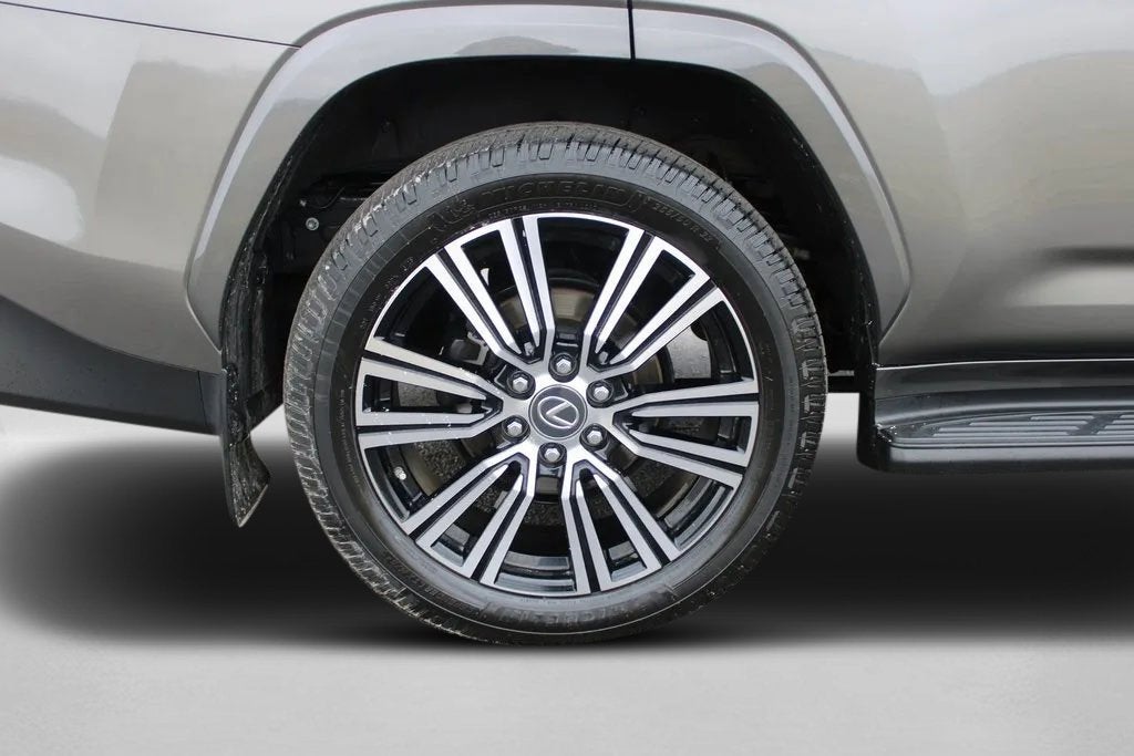 2023 Lexus LX LX 600 Luxury